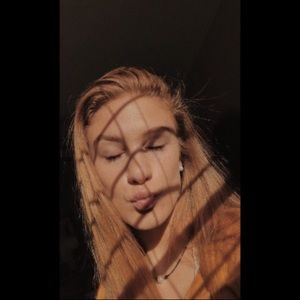 Meet your Posher, Tara